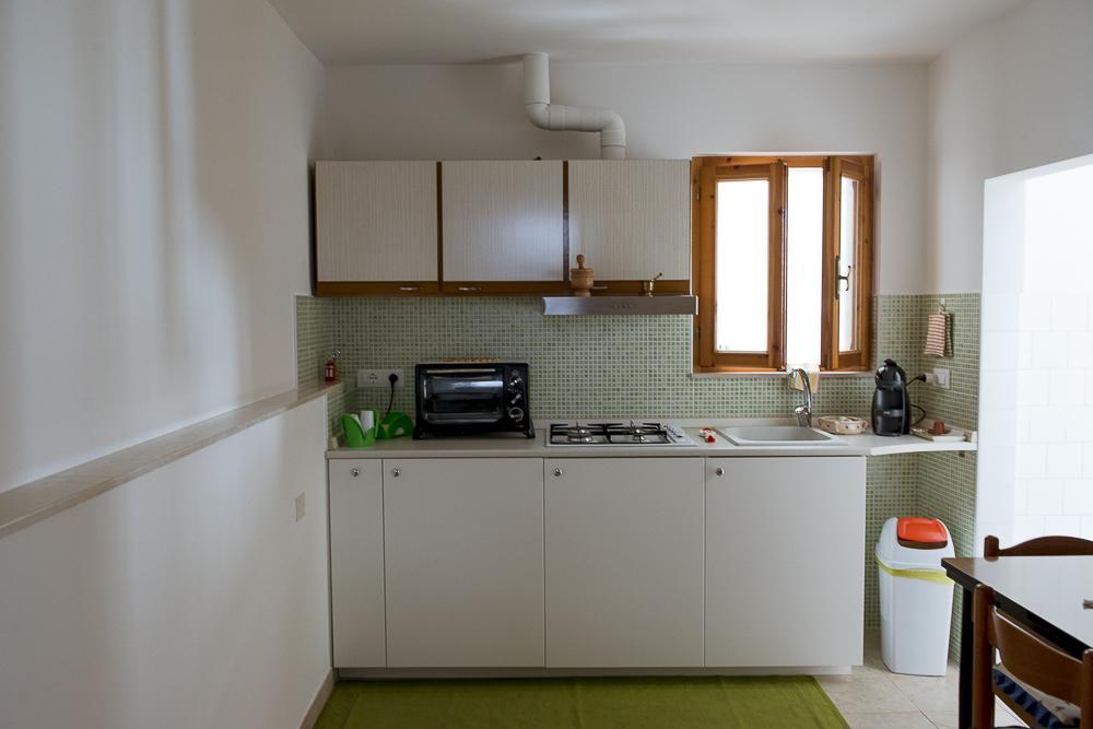 アルベロベッロ ア ドゥエ パッシ ダル セントロ Bed & Breakfast エクステリア 写真